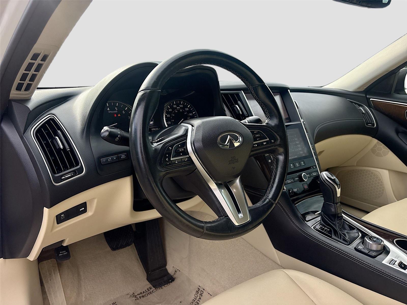2019 Infiniti Q50 3.0t LUXE photo 6