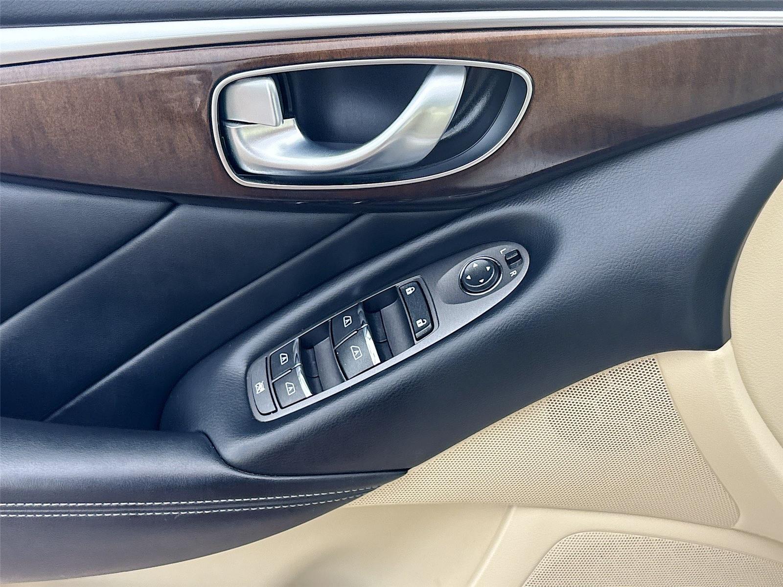 2019 Infiniti Q50 3.0t LUXE photo 13