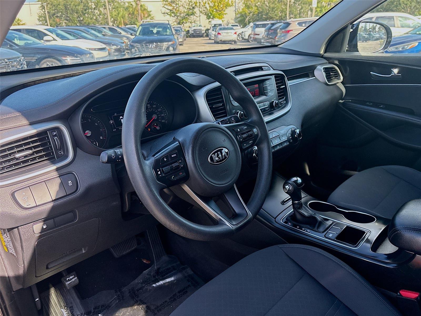 2016 Kia Sorento L
