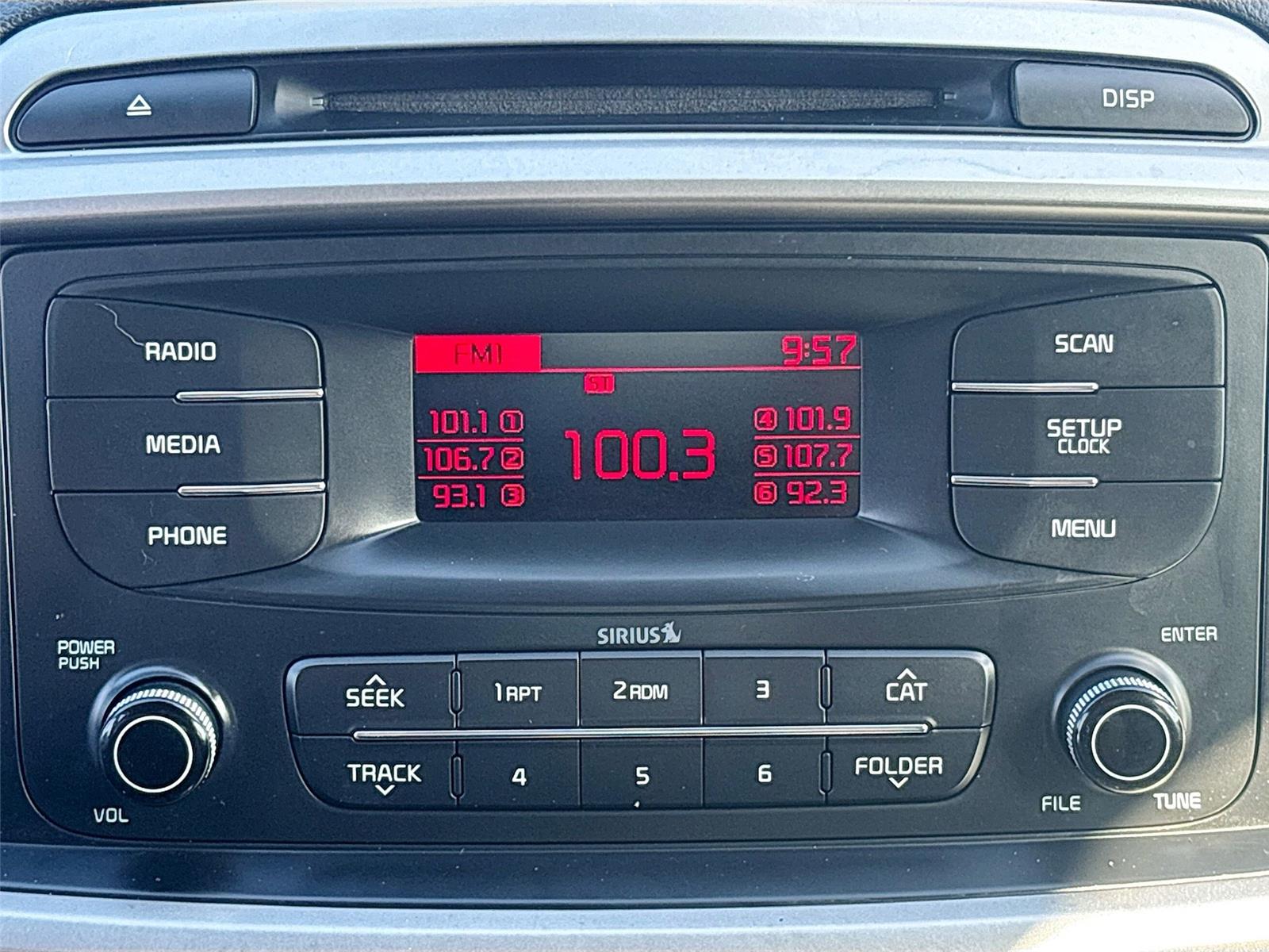 2016 Kia Sorento L