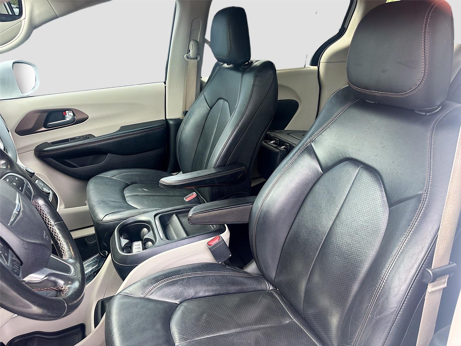 2019 Chrysler Pacifica Touring L