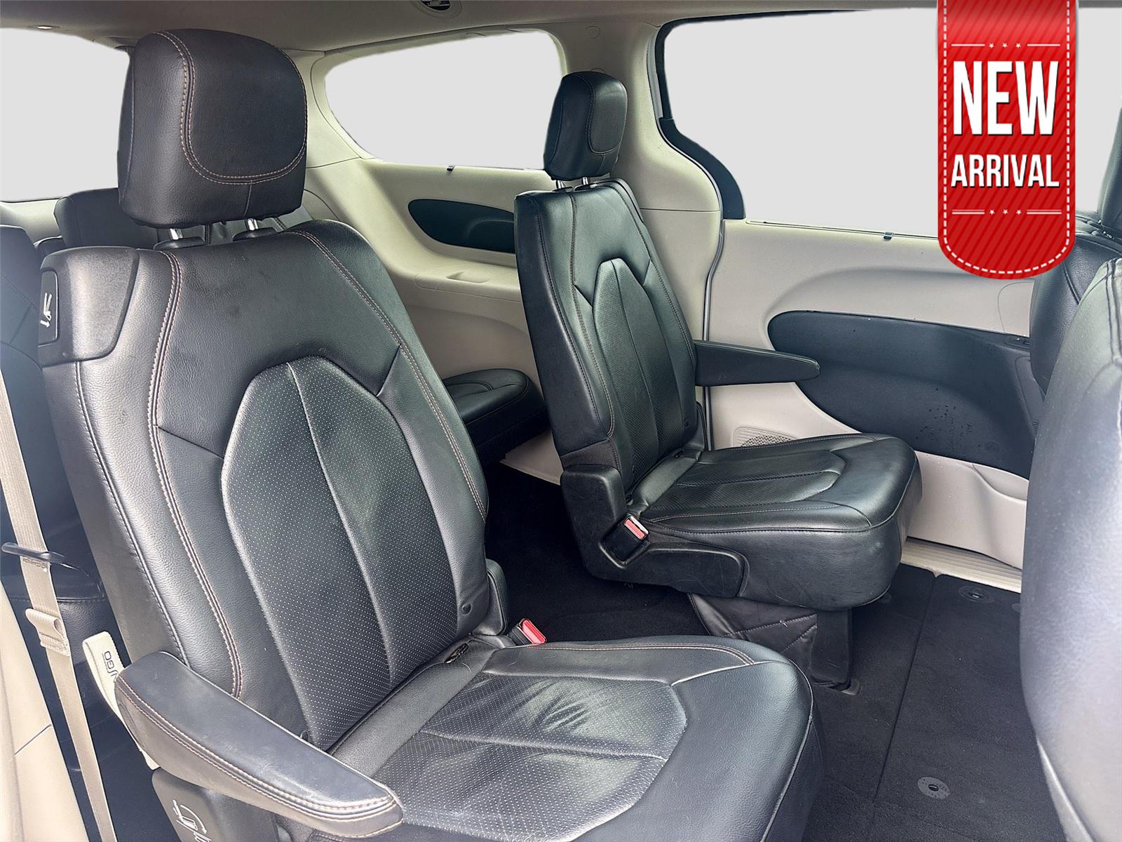 2019 Chrysler Pacifica Touring L photo 15