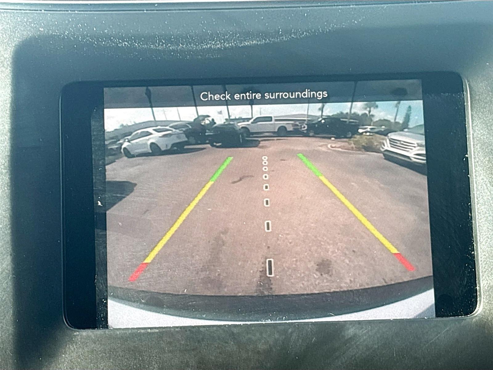 2020 Jeep Cherokee Altitude photo 9