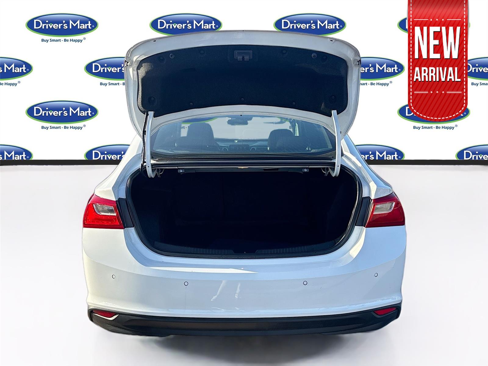 2023 Chevrolet Malibu LS