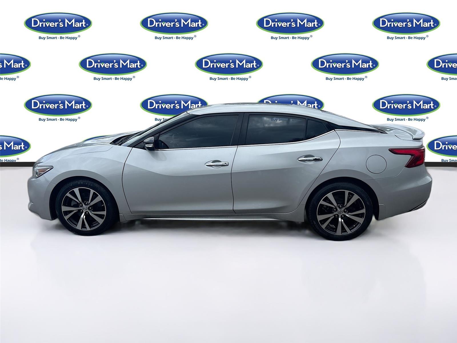 2017 Nissan Maxima SV photo 4