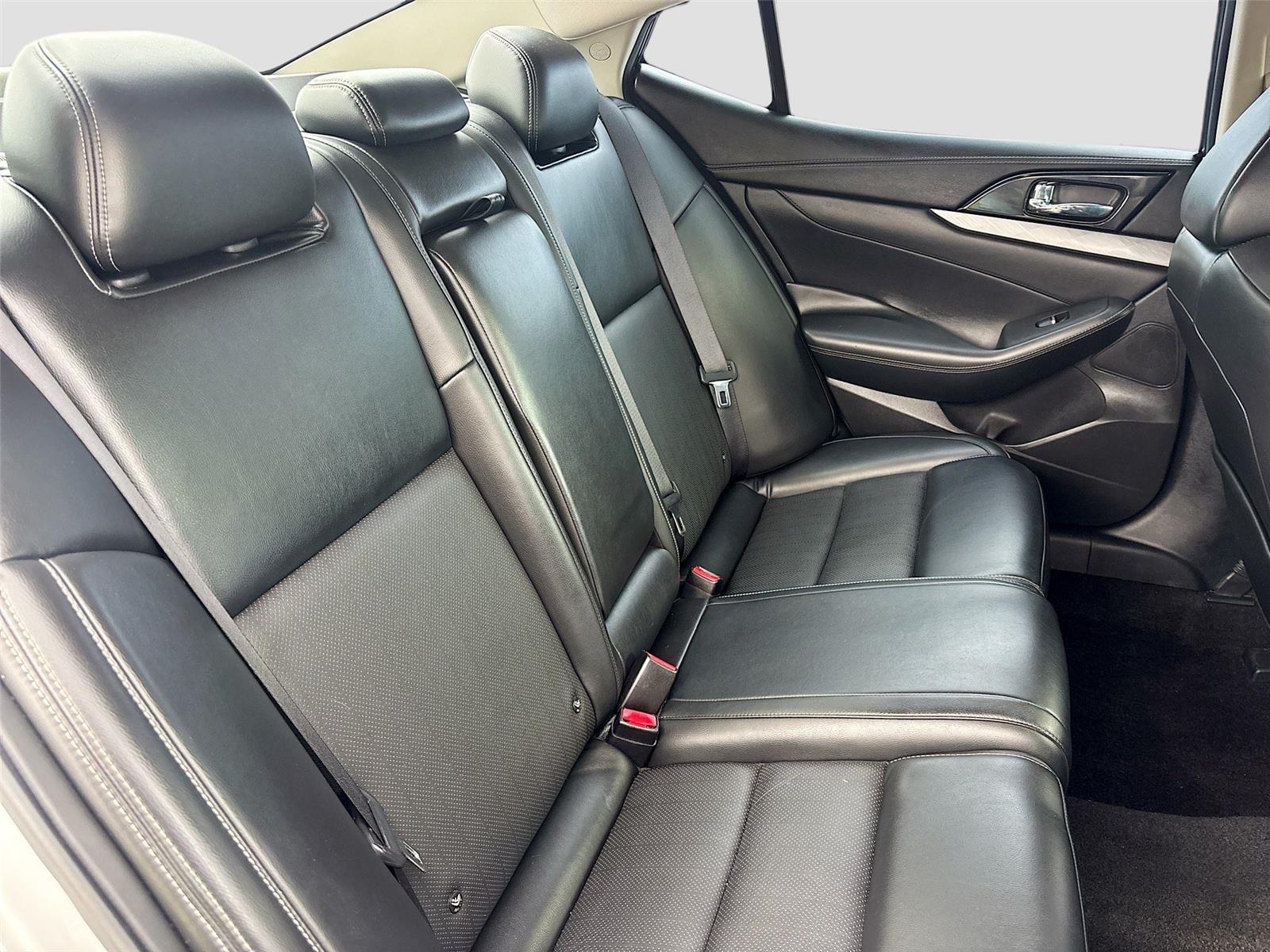2017 Nissan Maxima SV