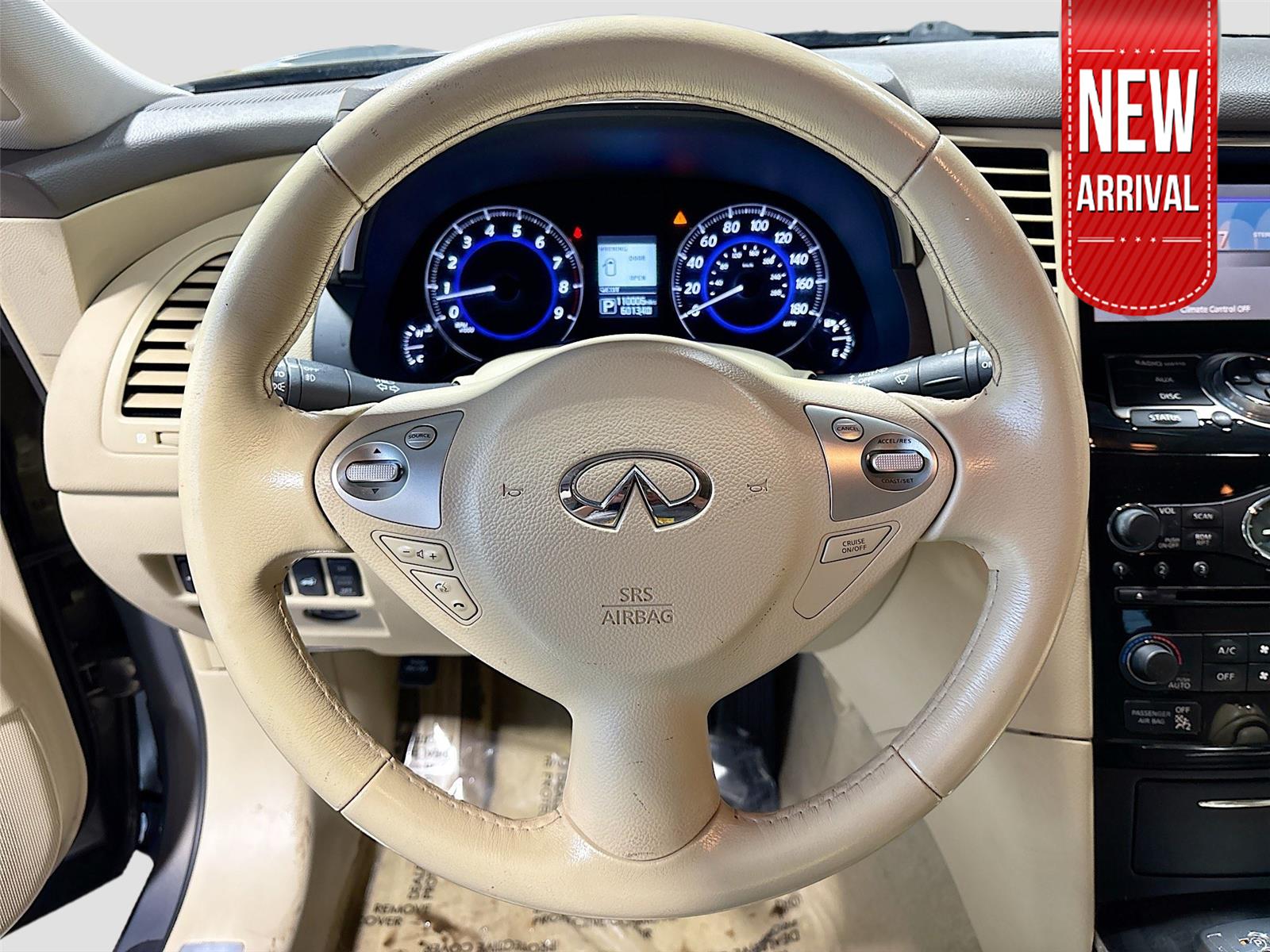 2016 INFINITI QX70
