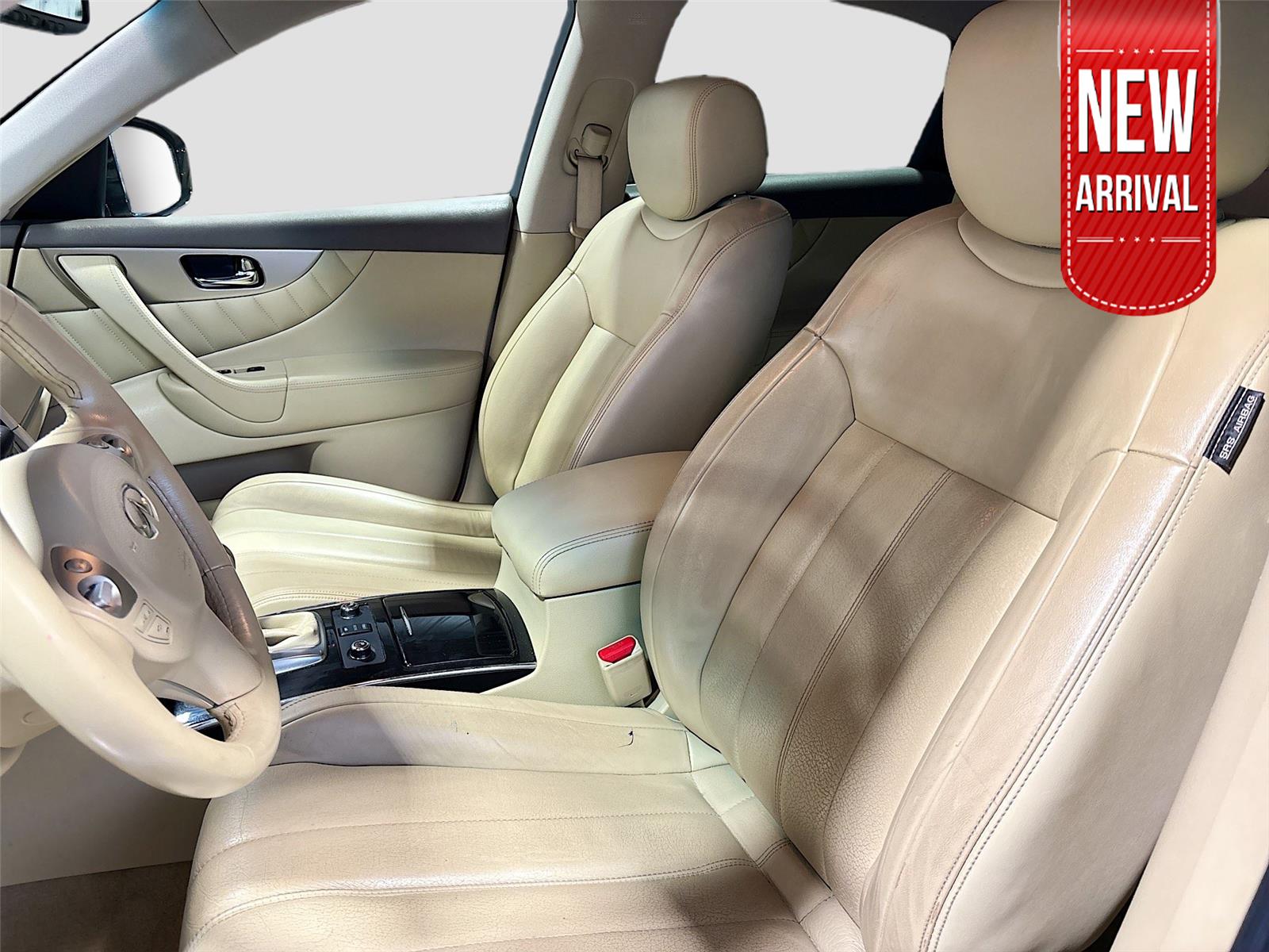 2016 INFINITI QX70