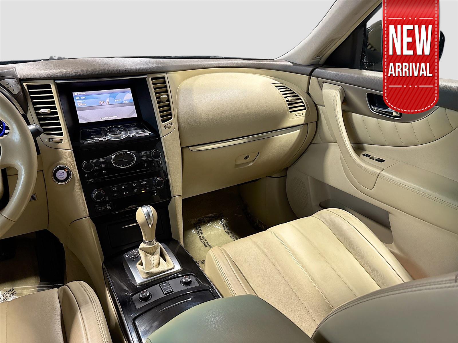 2016 INFINITI QX70