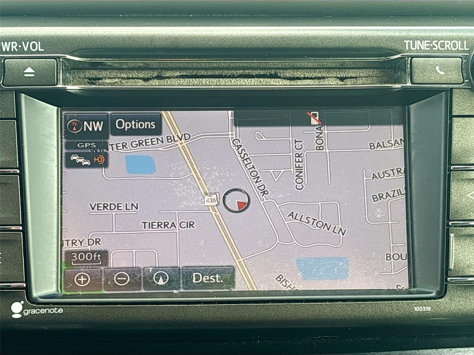 2014 Toyota RAV4 XLE photo 9