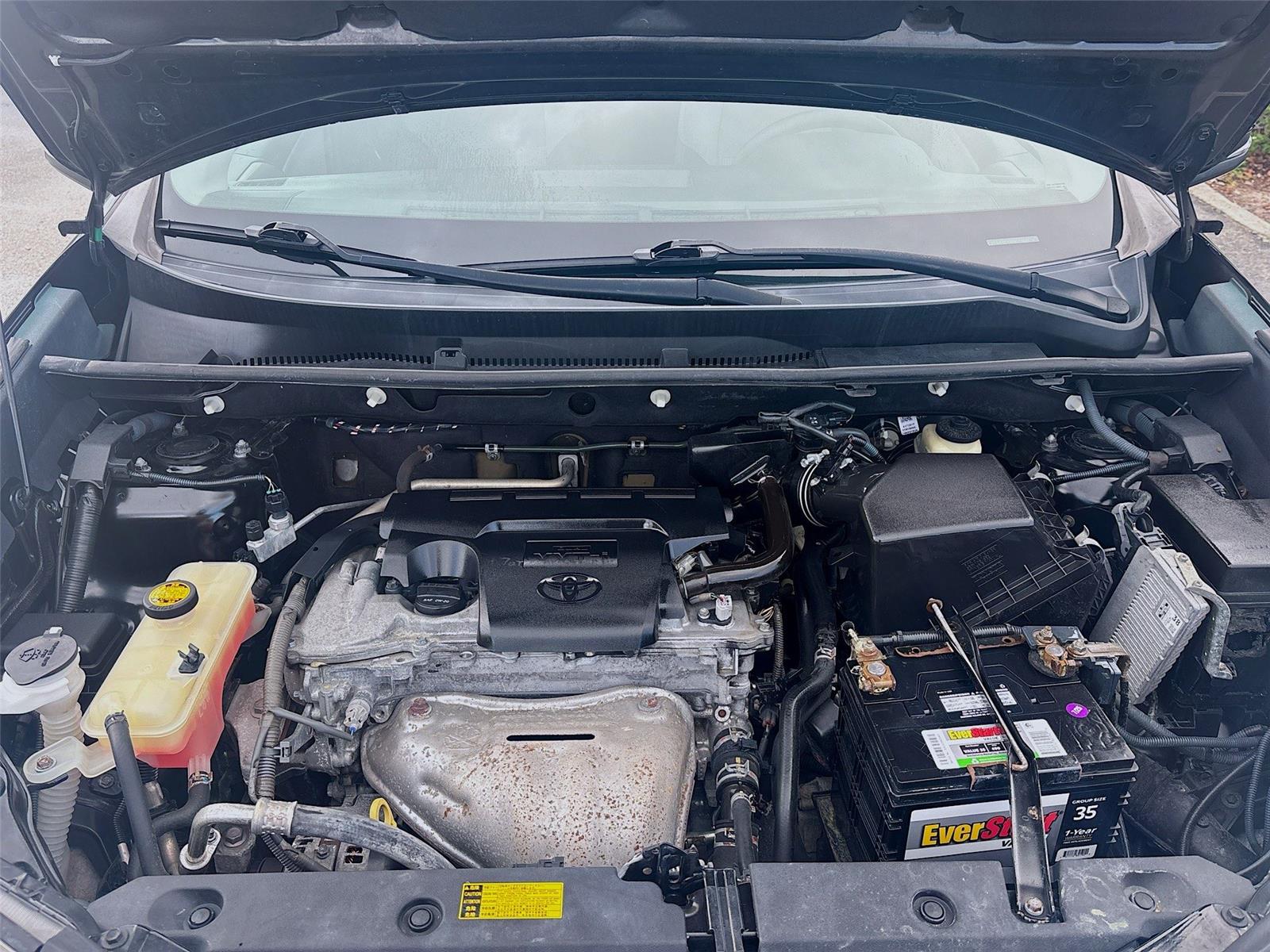2014 Toyota RAV4 XLE photo 18
