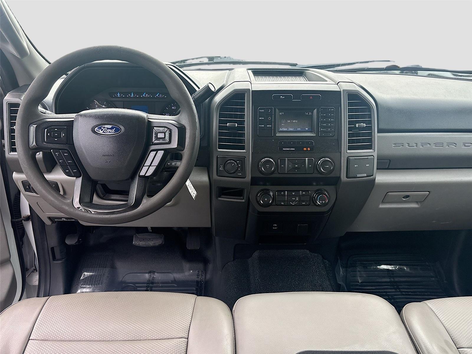 2019 Ford F-350 XL photo 13
