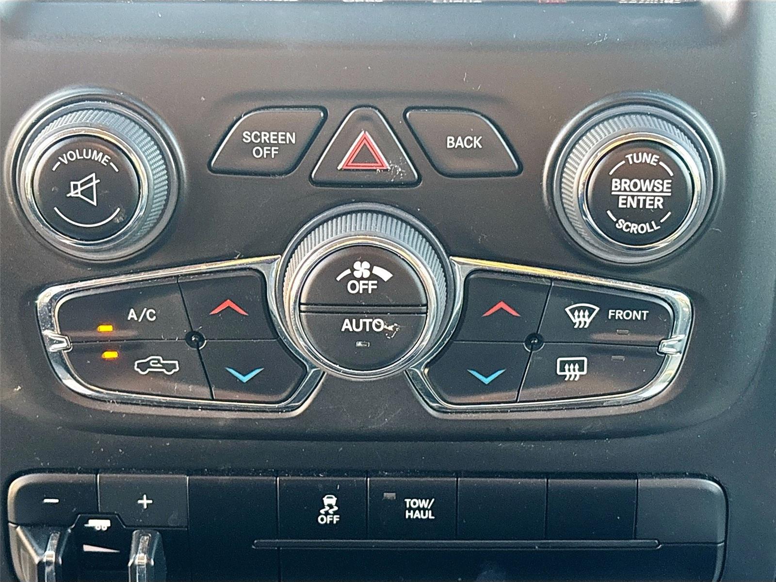 2023 Ram 1500 Classic SLT