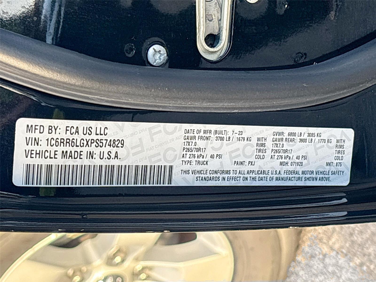 2023 Ram 1500 Classic SLT
