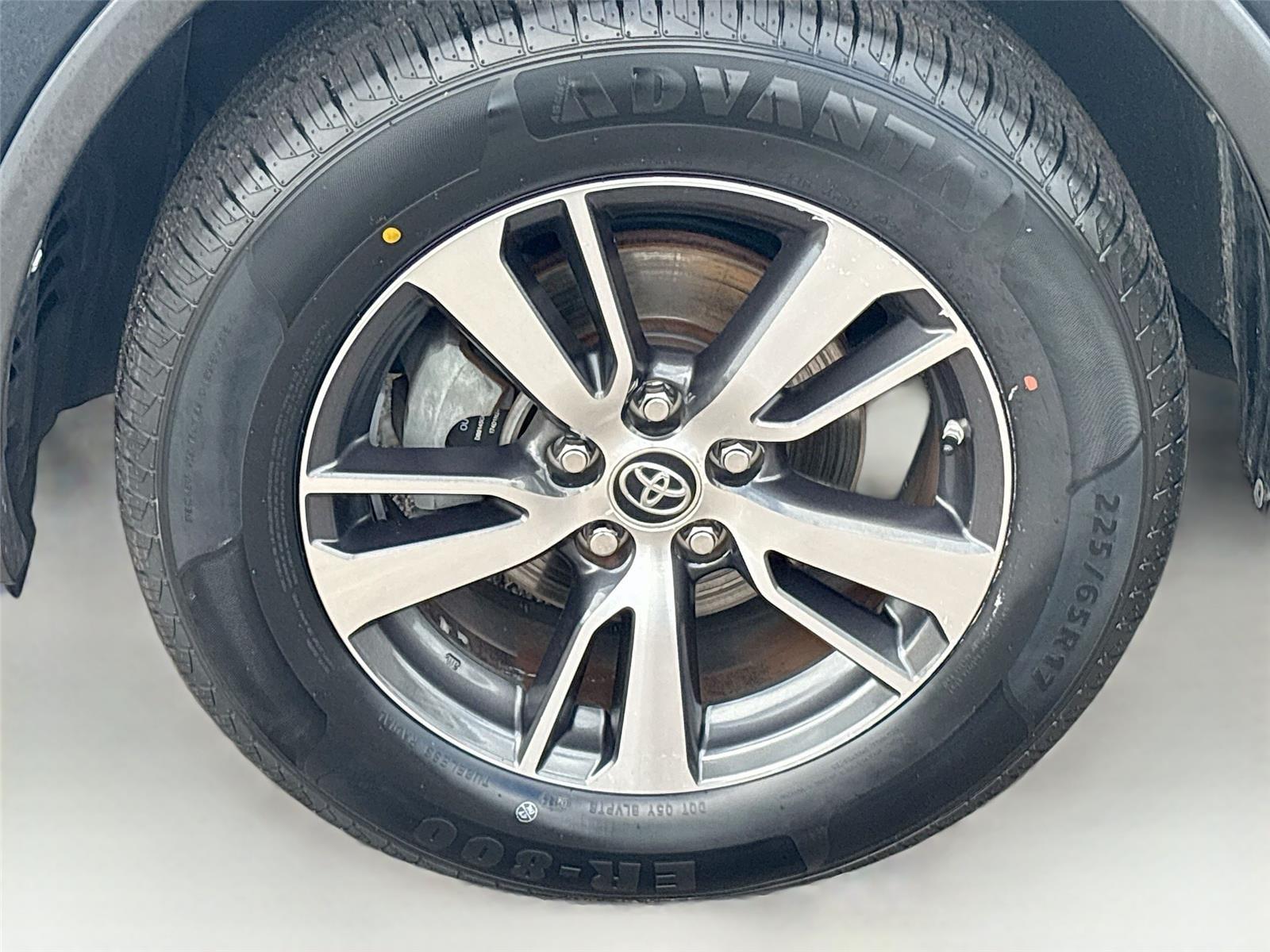 2017 Toyota RAV4 XLE