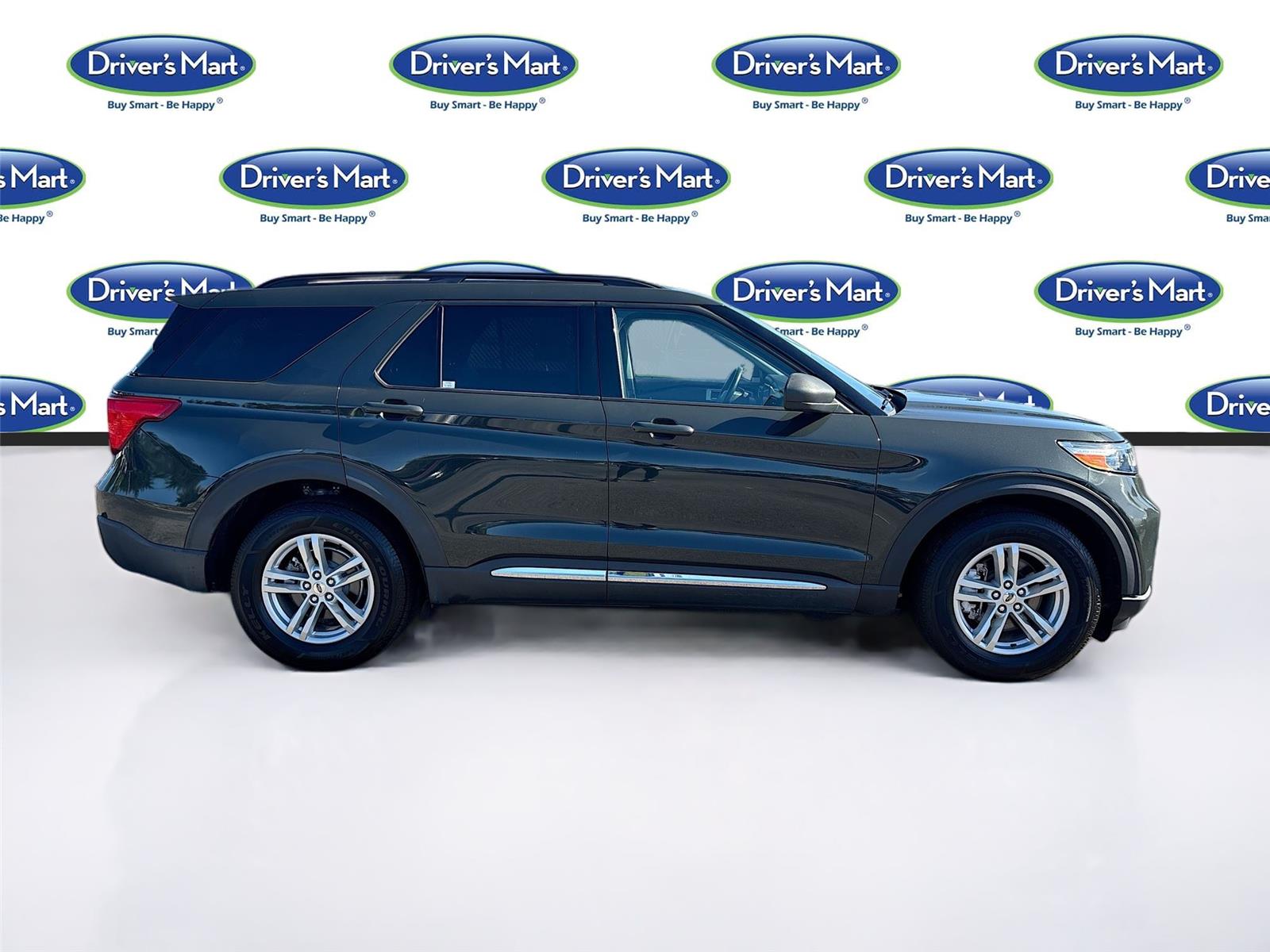 2022 Ford Explorer XLT photo 3