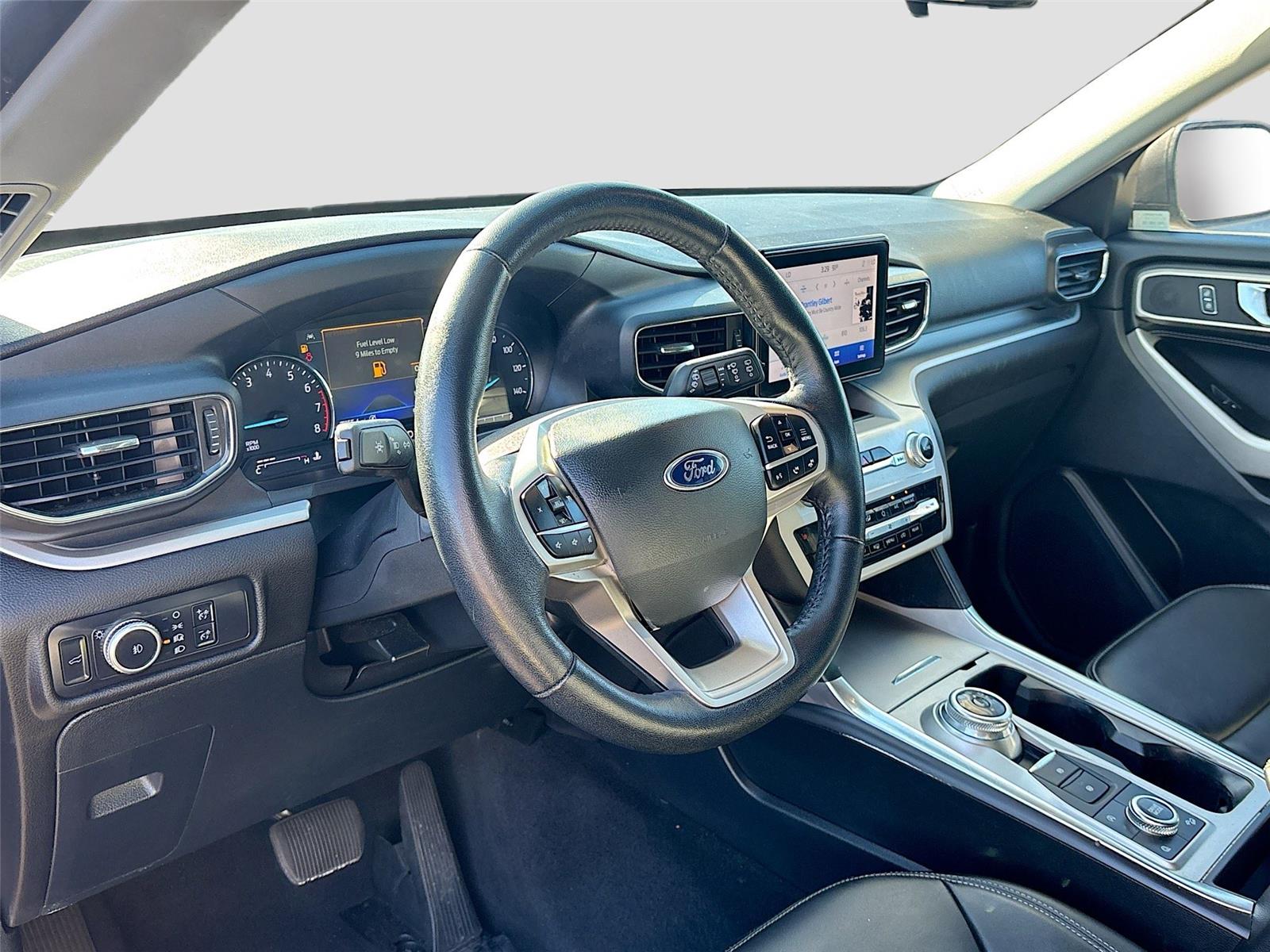 2022 Ford Explorer XLT photo 4