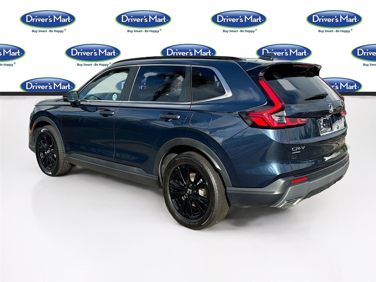 2023 Honda CR-V Hybrid Sport Touring photo 3