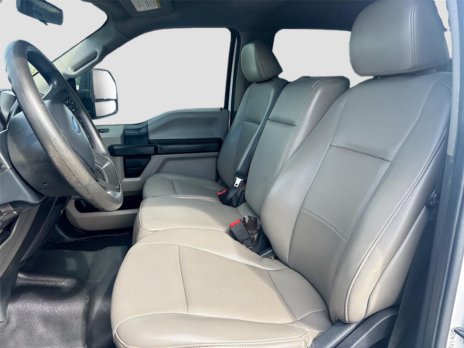 2022 Ford Super Duty F-350 DRW XL