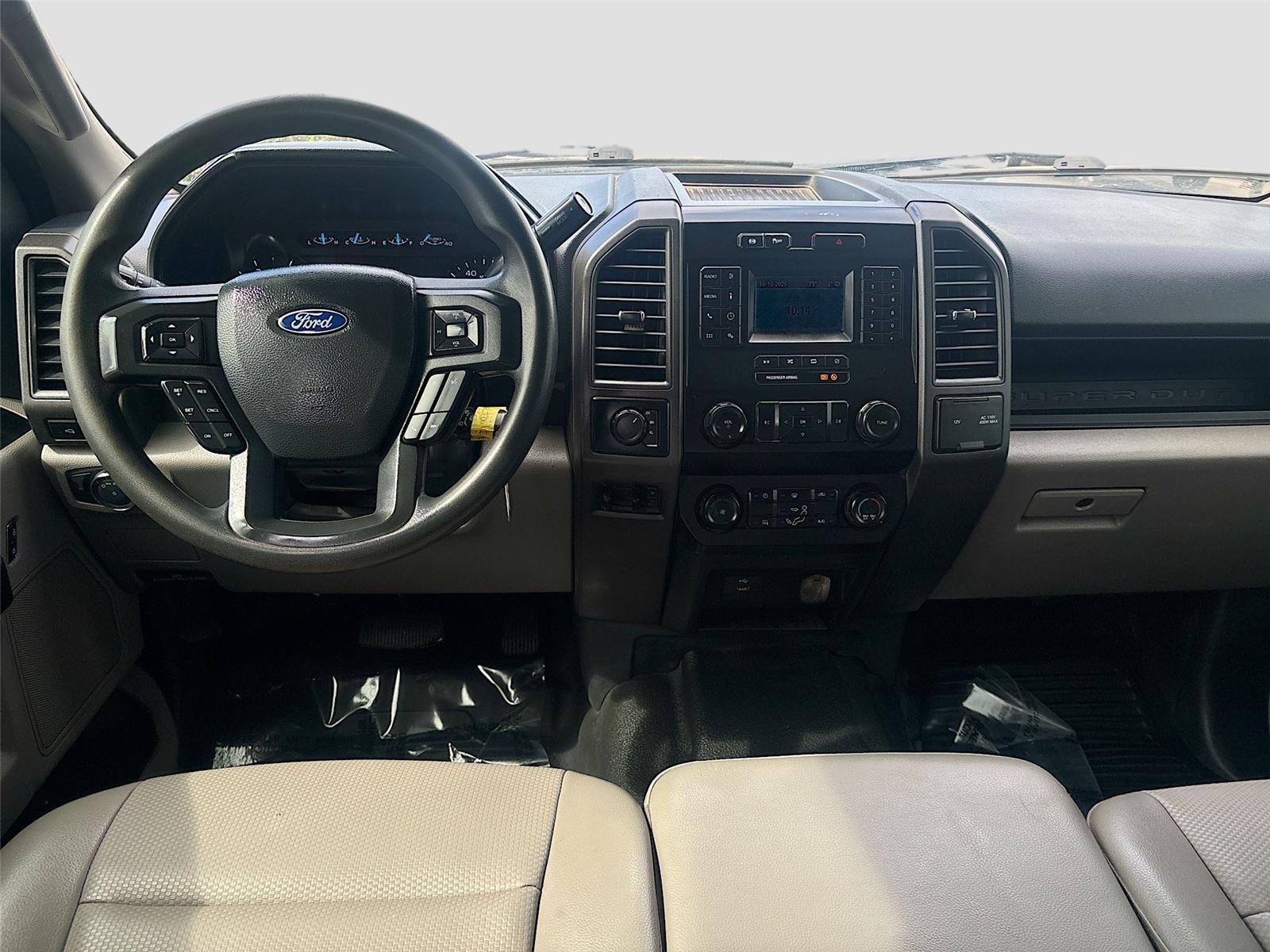 2022 Ford Super Duty F-350 DRW XL