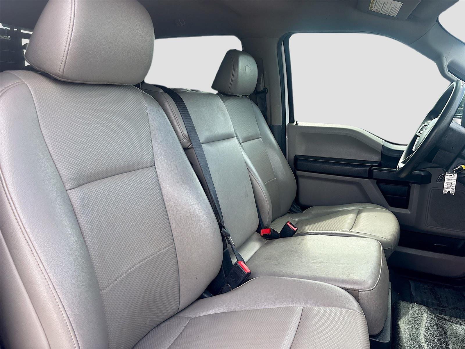 2022 Ford Super Duty F-350 DRW XL