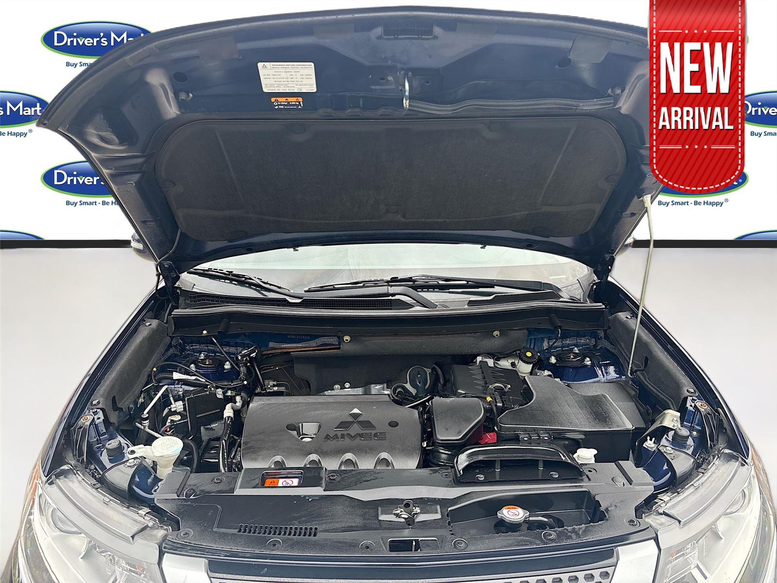 2020 Mitsubishi Outlander SE