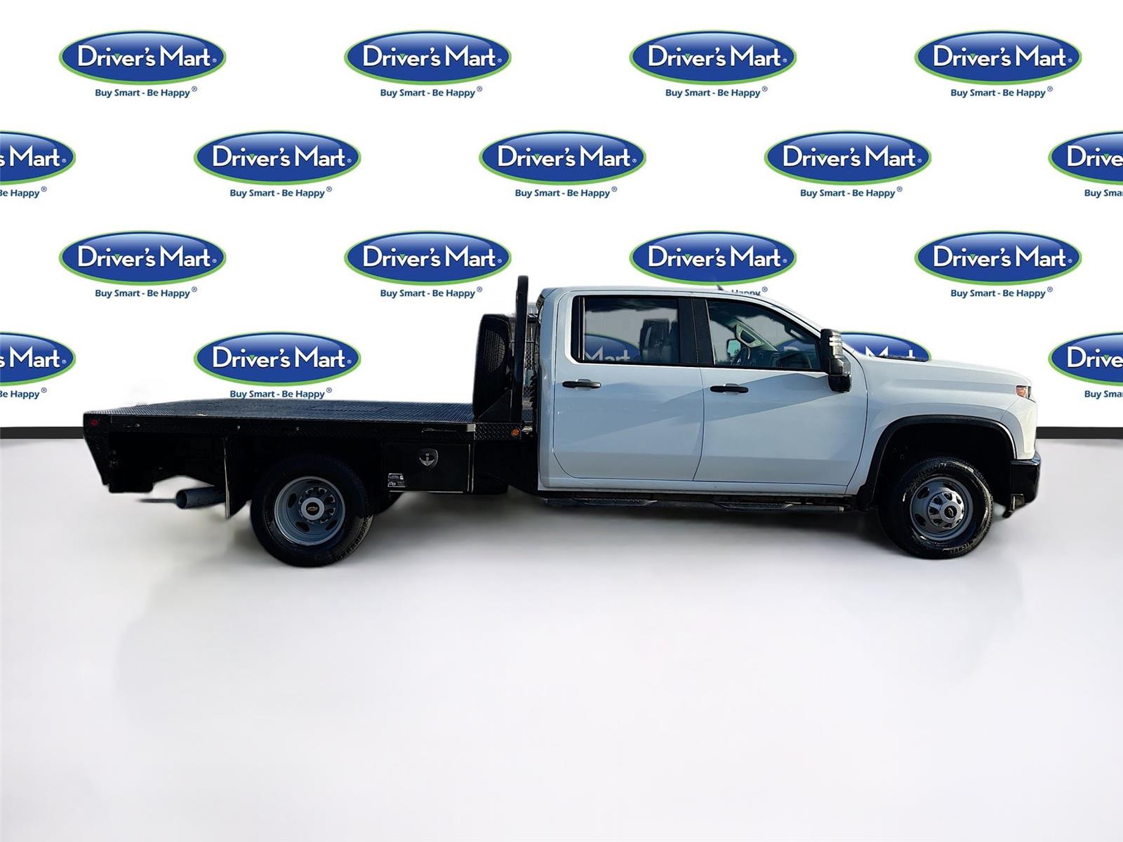 2023 Chevrolet Silverado 3500HD Work Truck photo 3