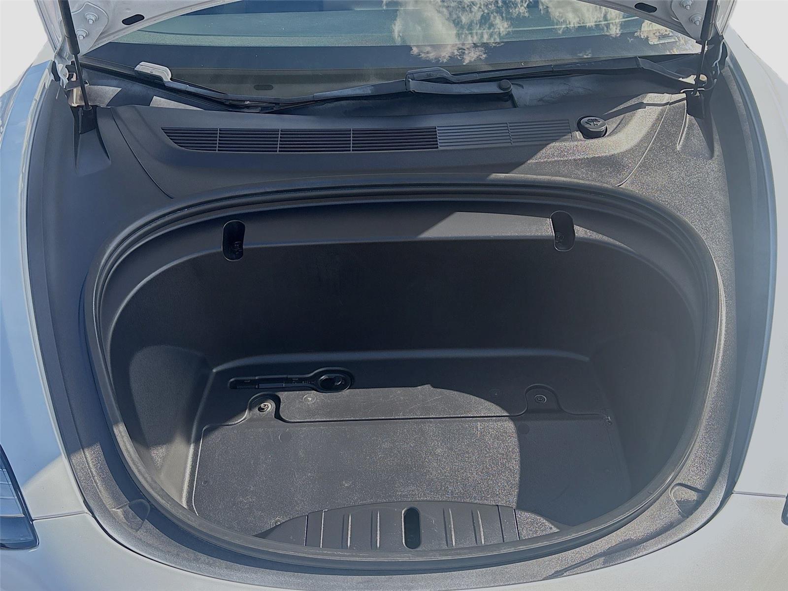 2020 Tesla Model 3 Standard Range