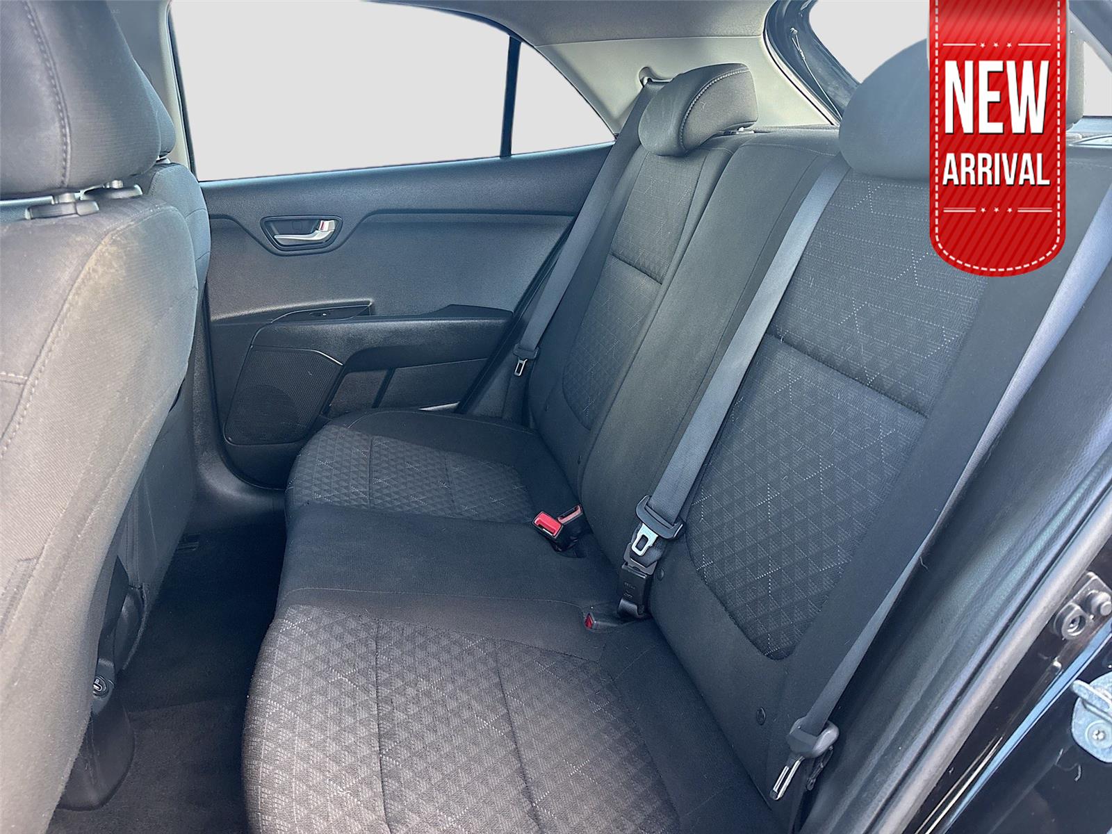 2022 Kia Rio 5-Door S