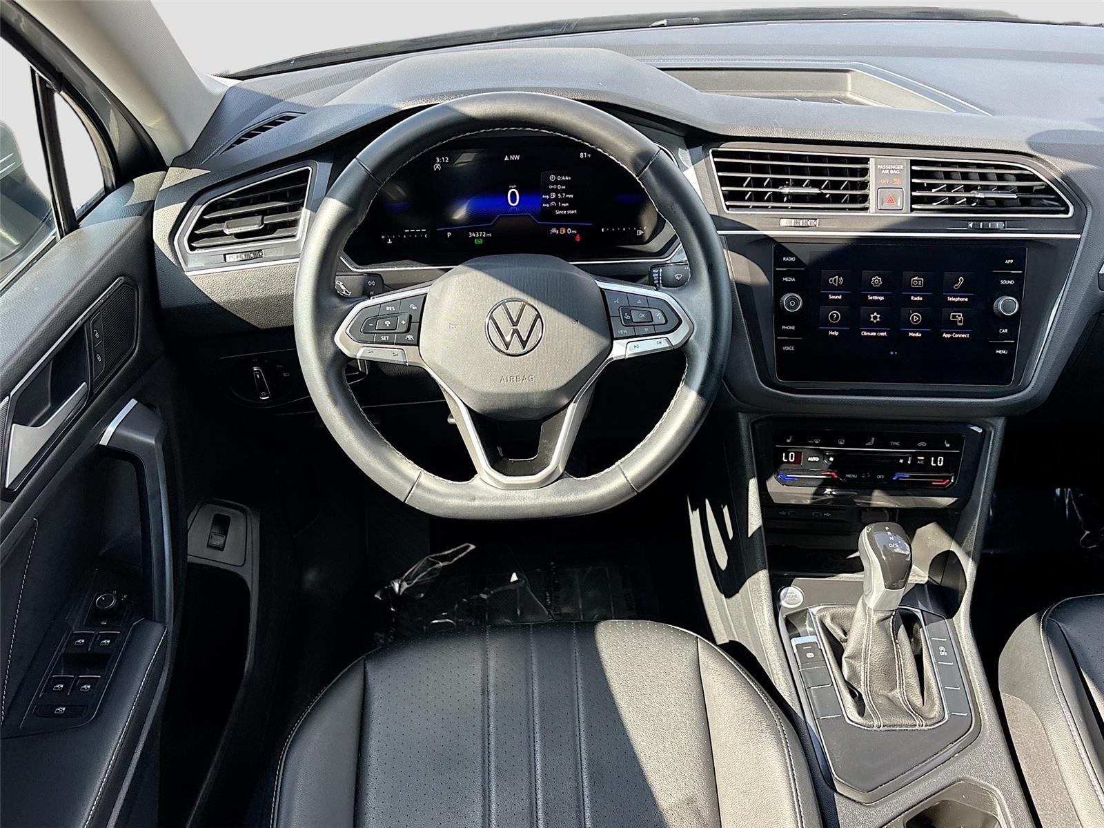 2024 Volkswagen Tiguan SE