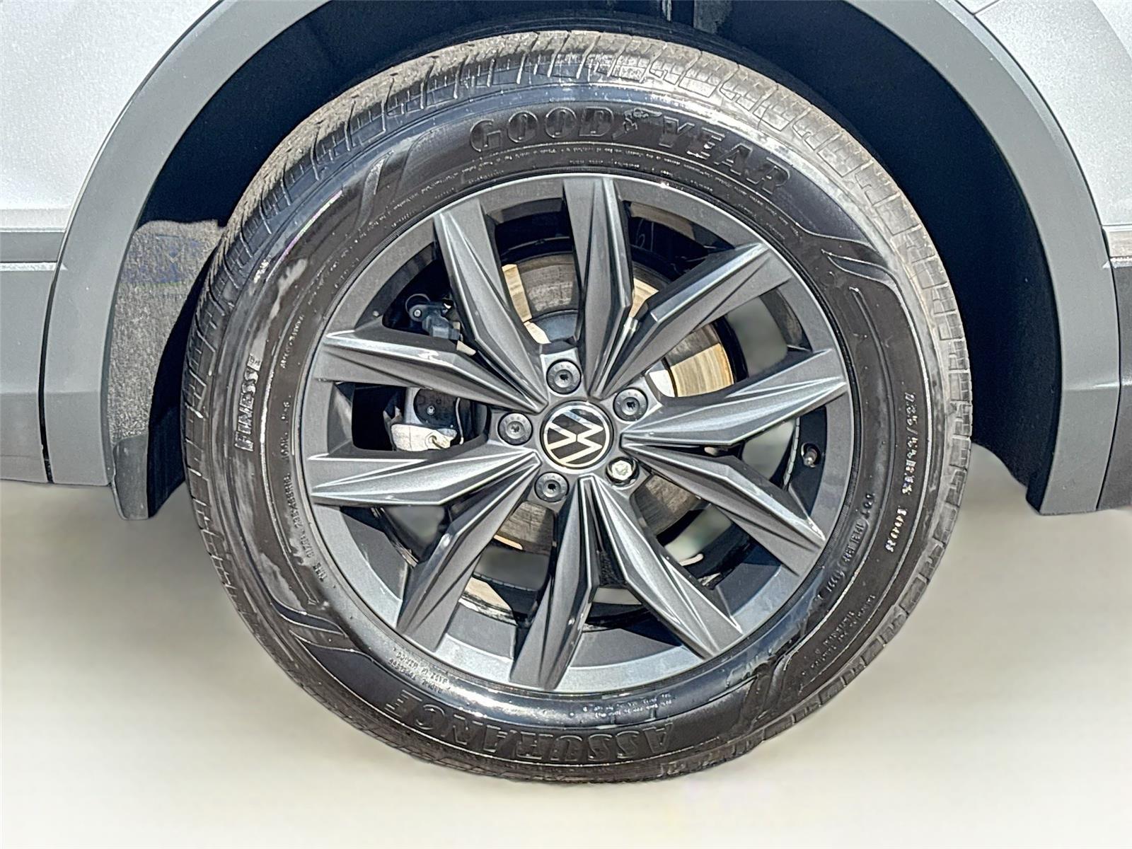 2024 Volkswagen Tiguan SE