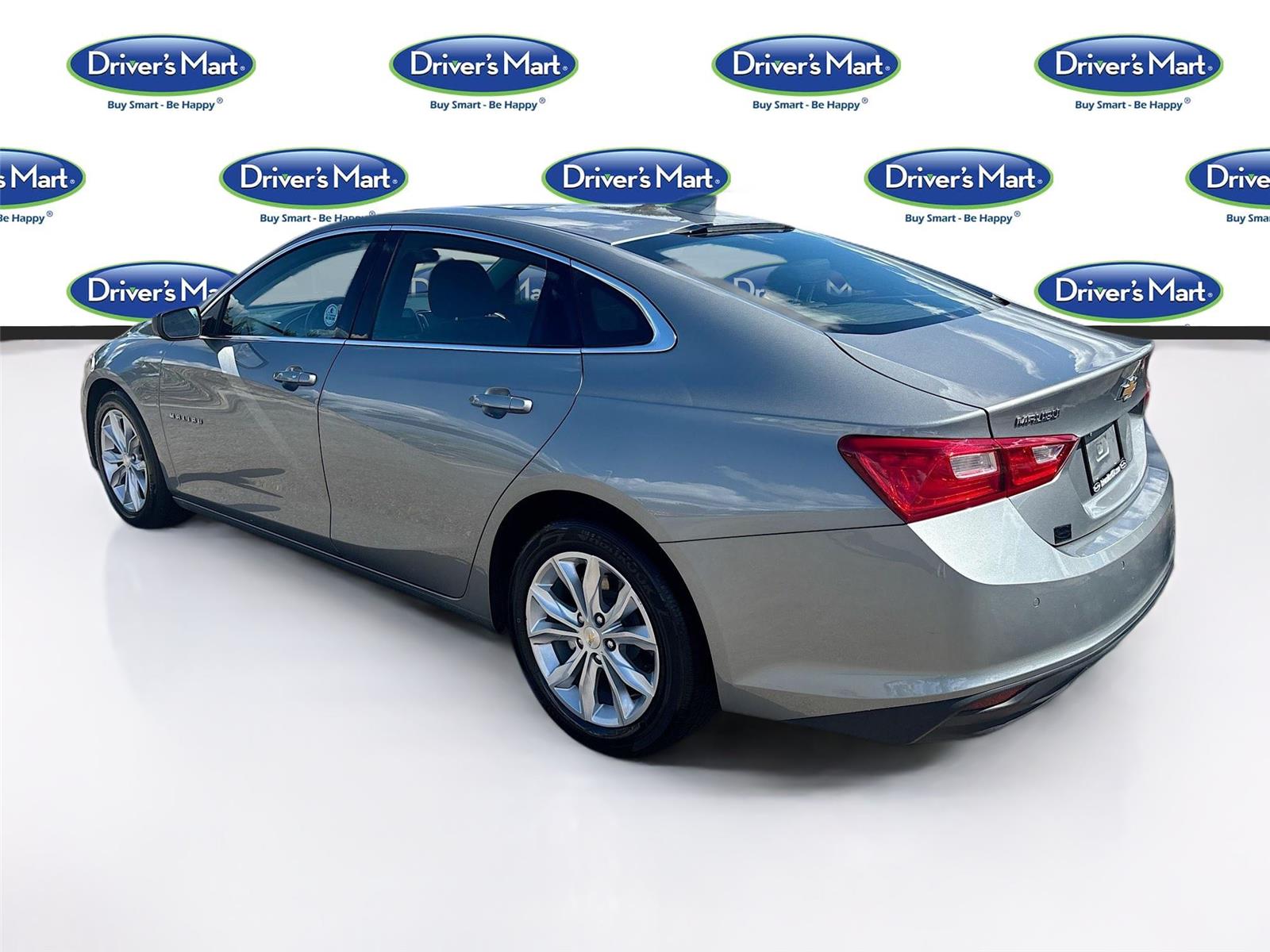 2024 Chevrolet Malibu 1LT photo 3