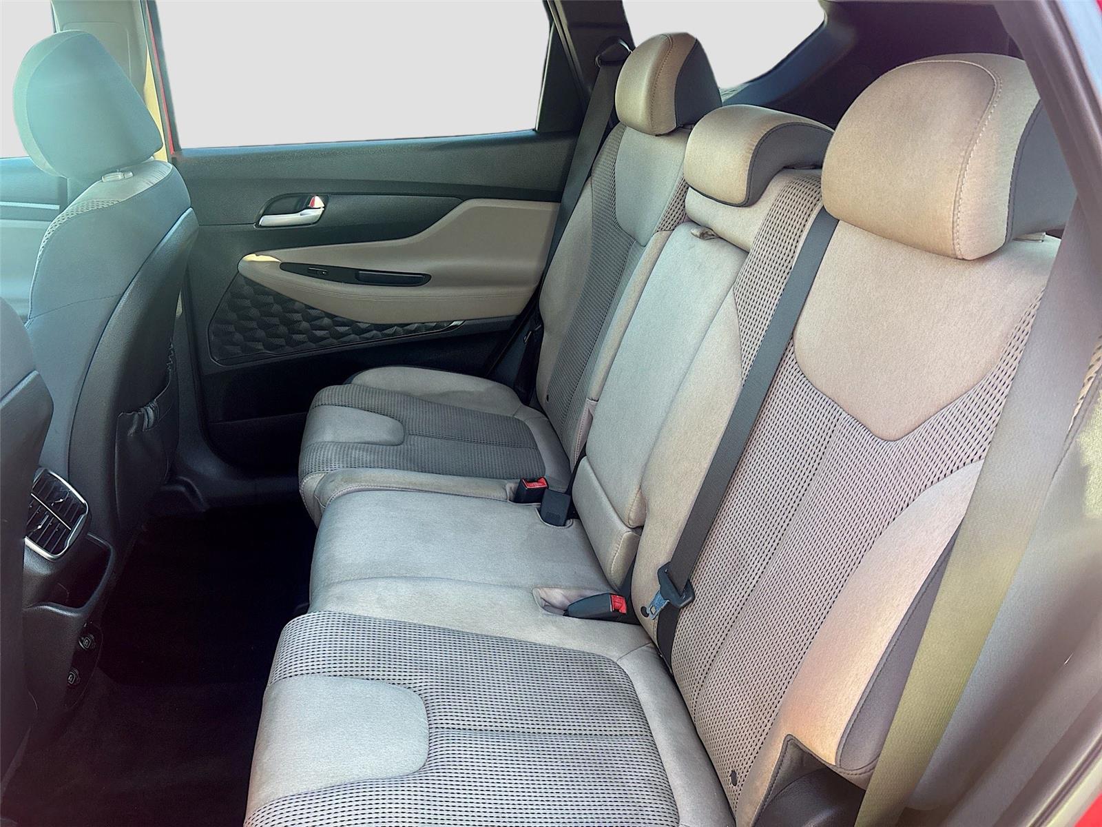 2020 Hyundai Santa Fe SE