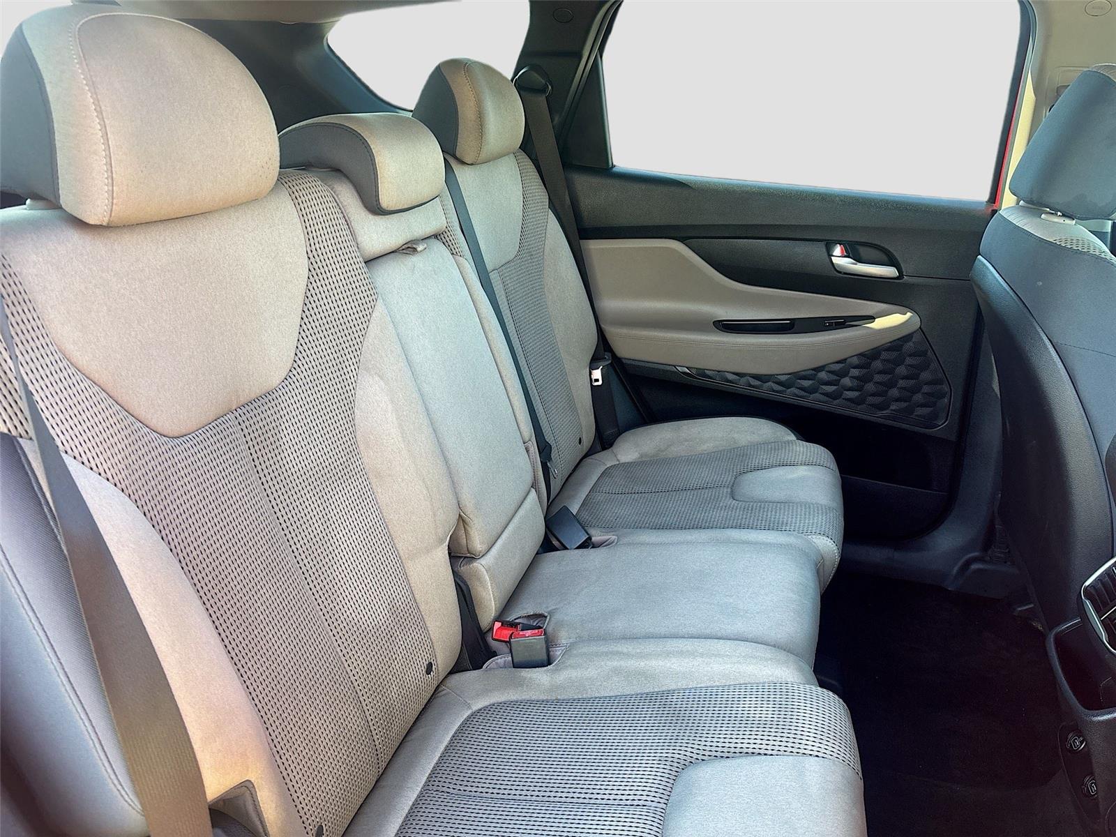 2020 Hyundai Santa Fe SE