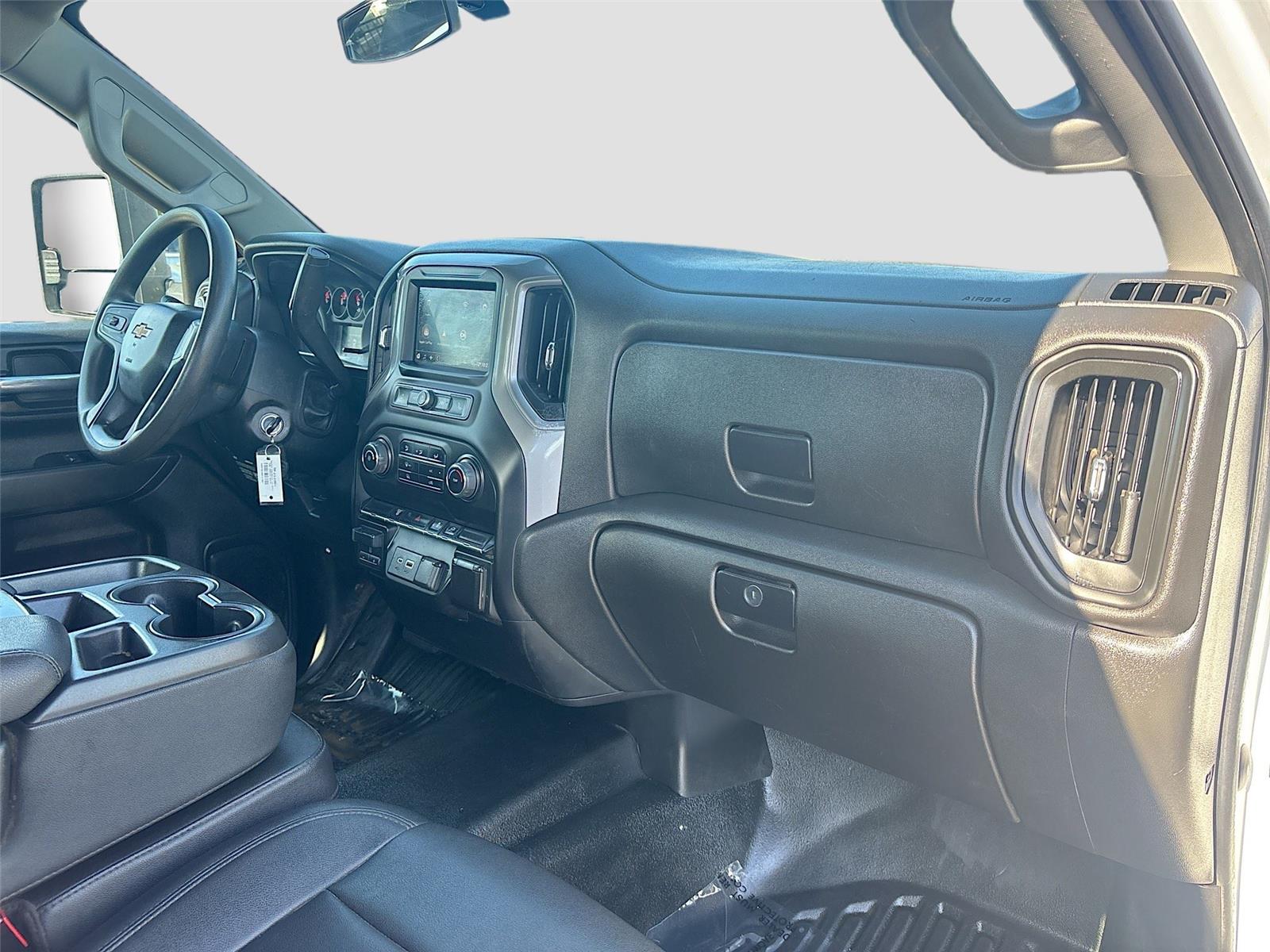 2022 Chevrolet Silverado 3500HD CC Work Truck