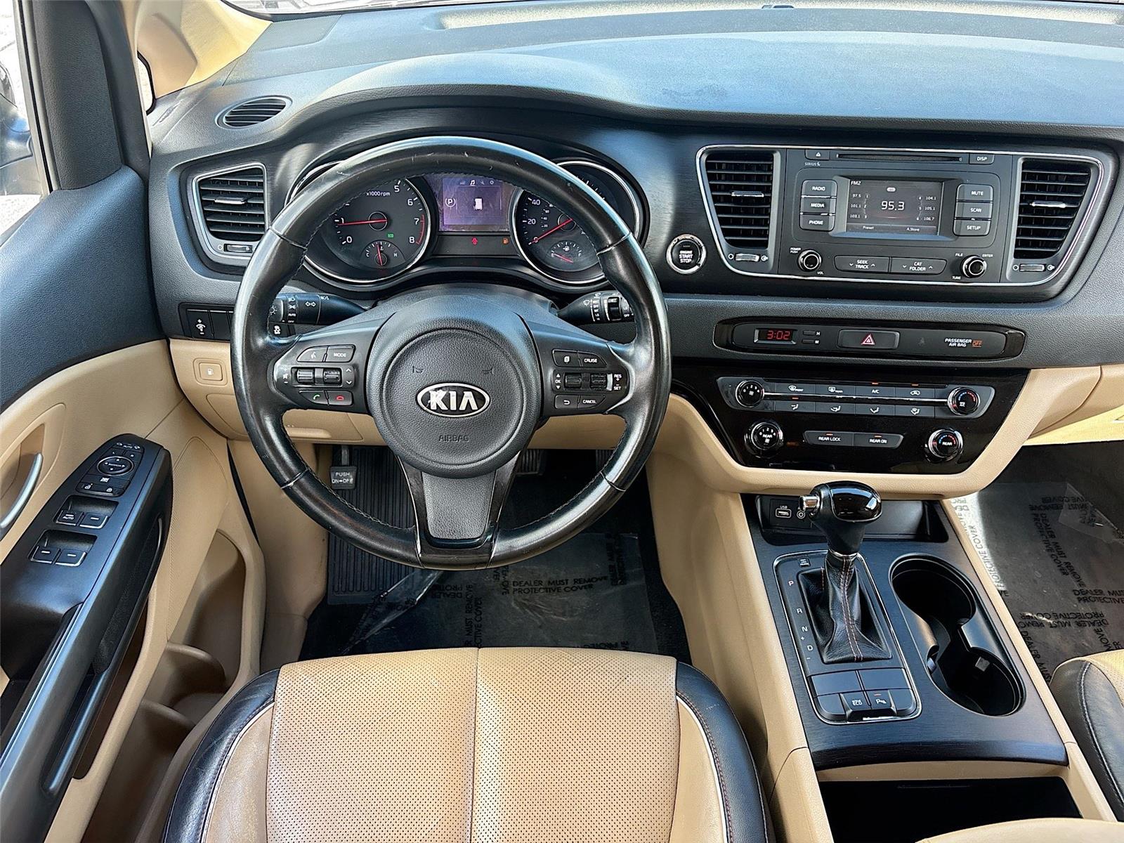 2016 Kia Sedona LX