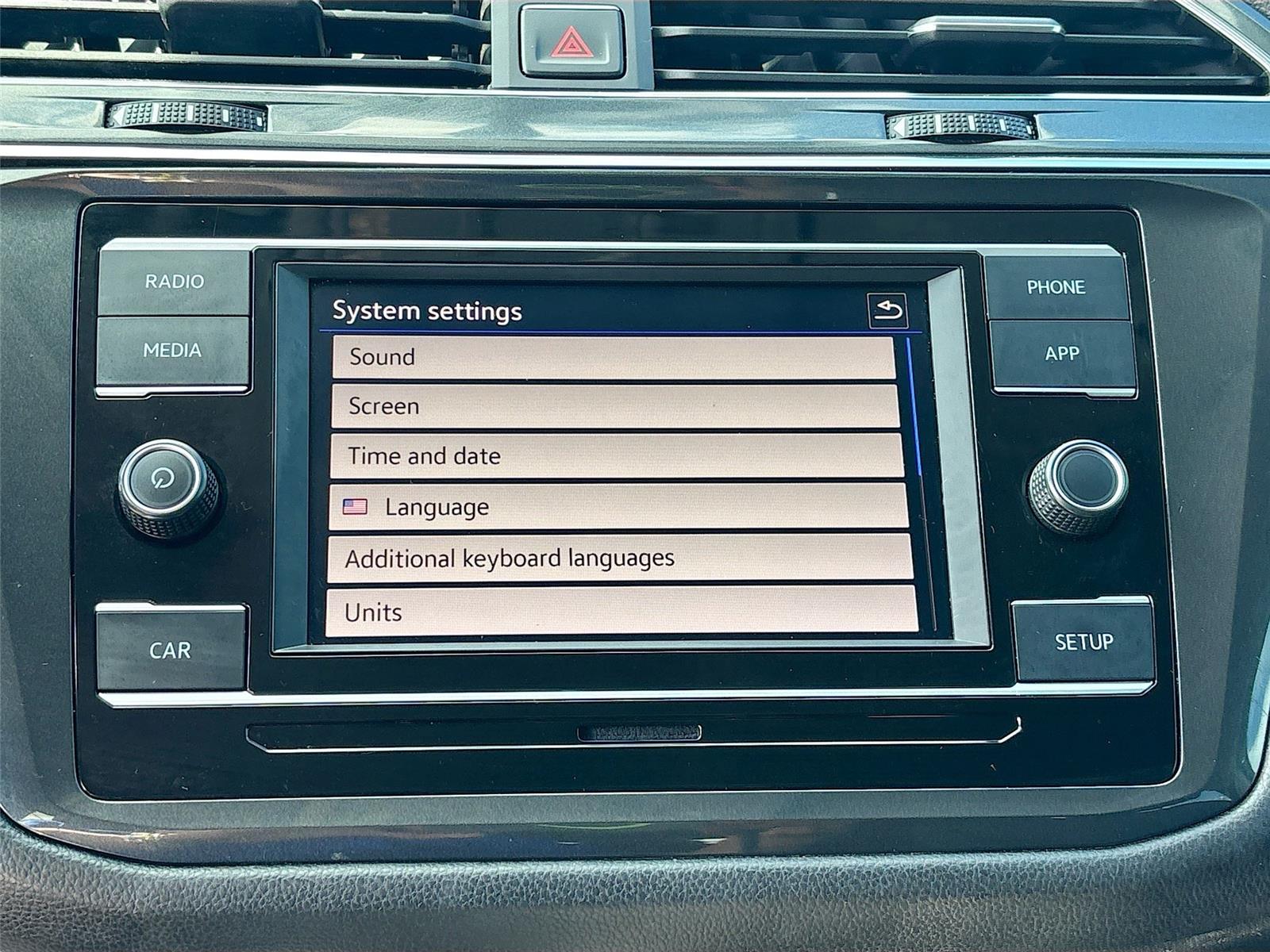 2018 Volkswagen Tiguan S