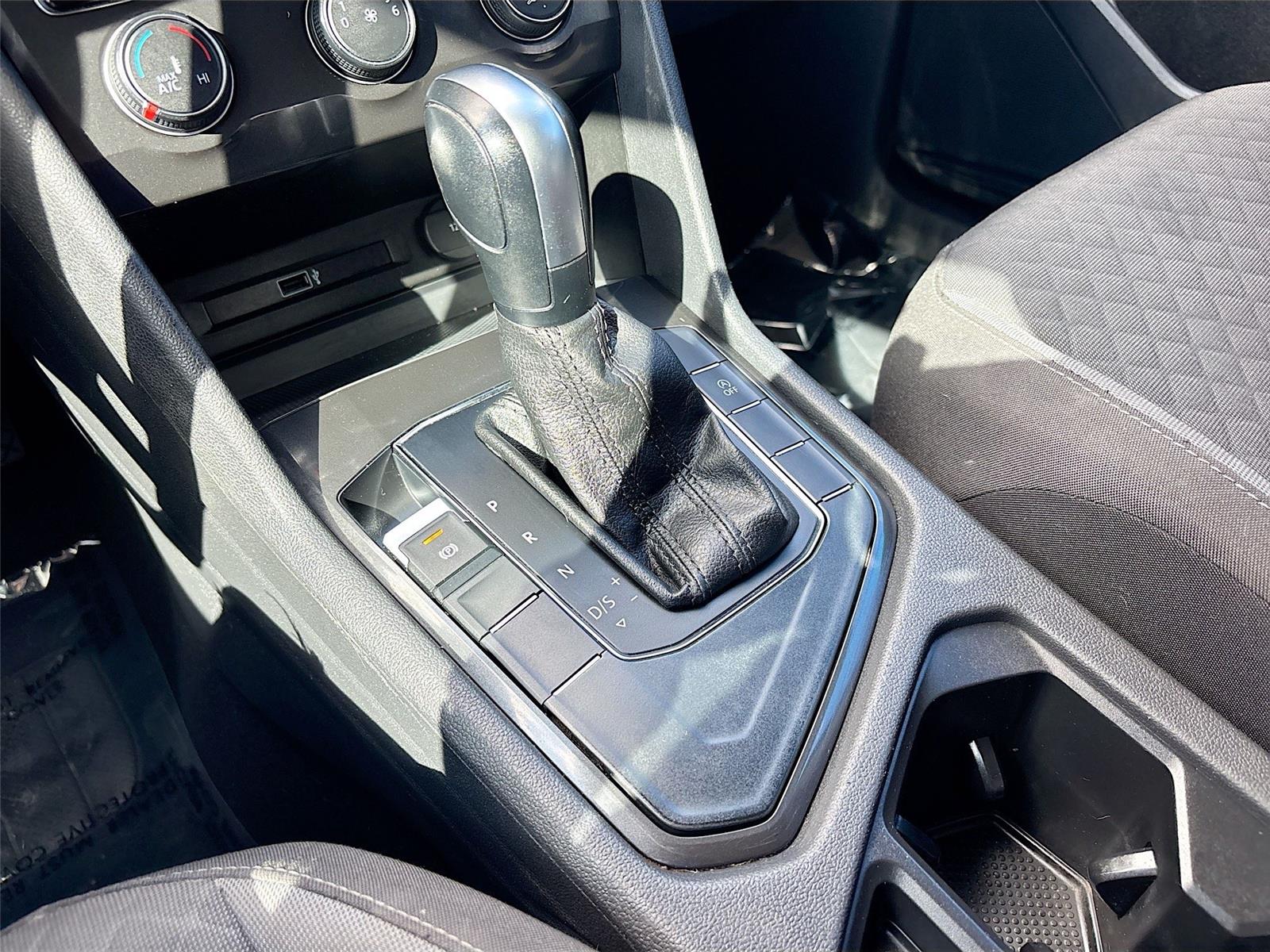 2018 Volkswagen Tiguan S