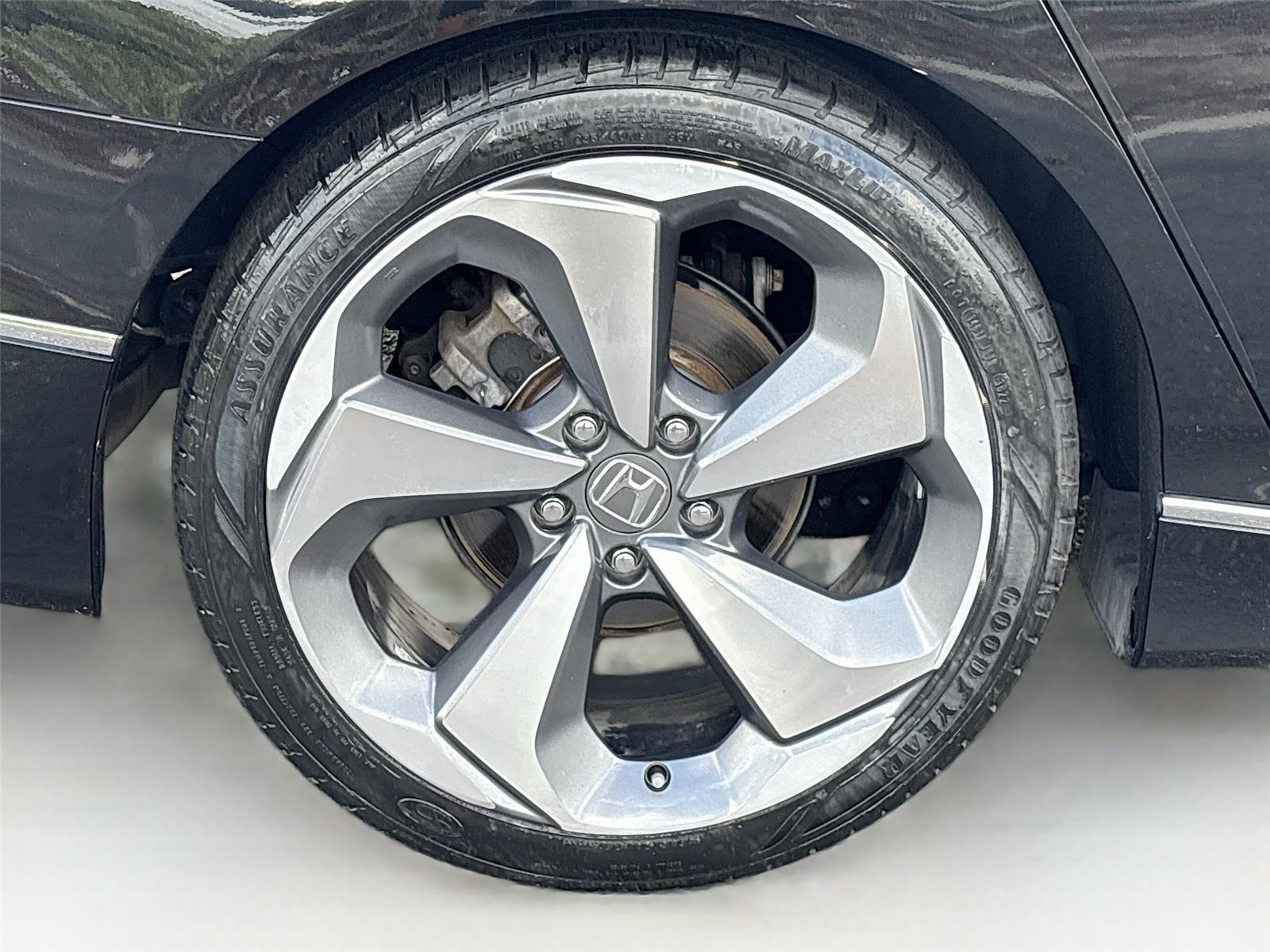 2018 Honda Accord Sedan Touring 2.0T