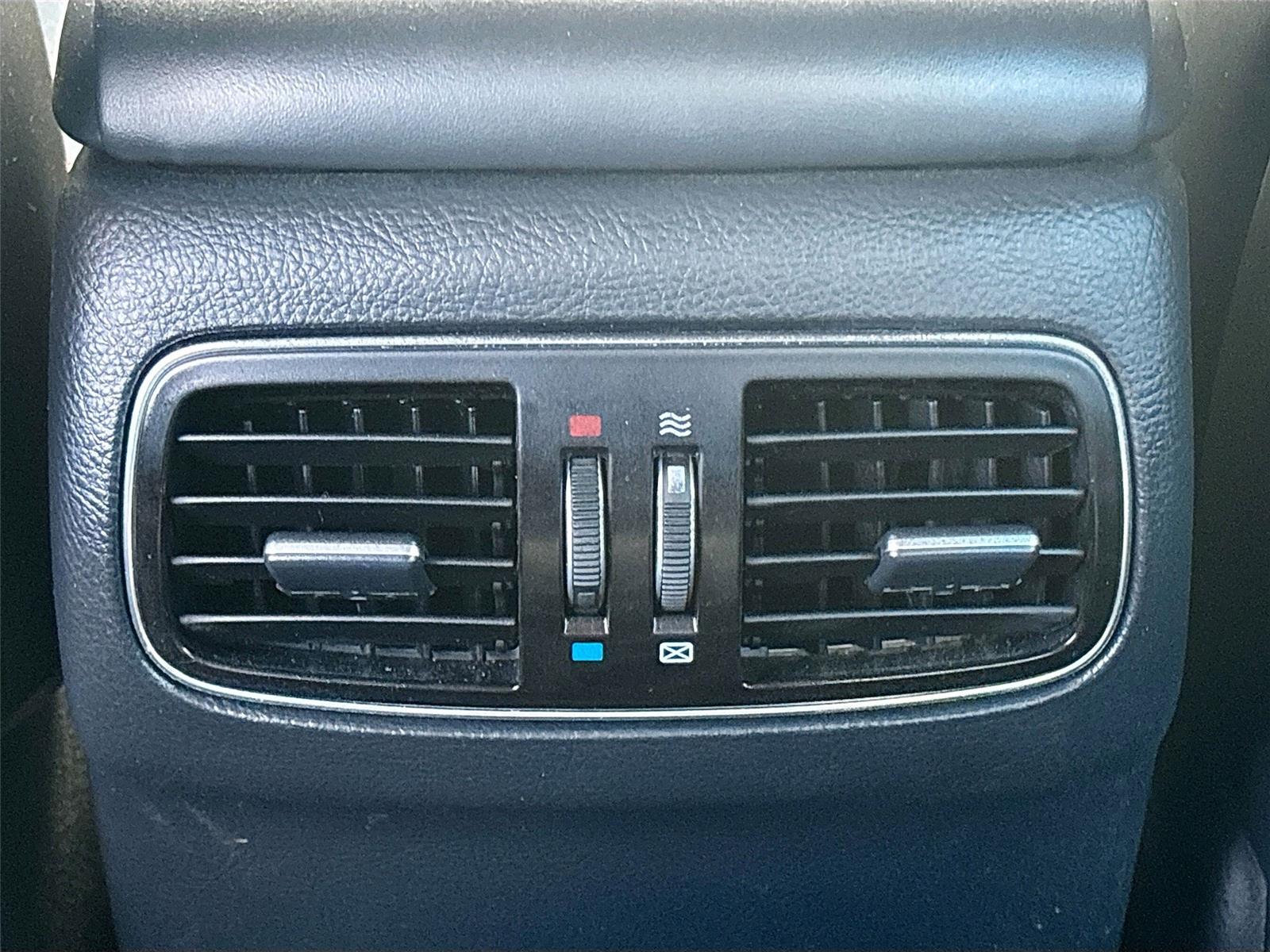 2012 Hyundai Genesis 5.0L