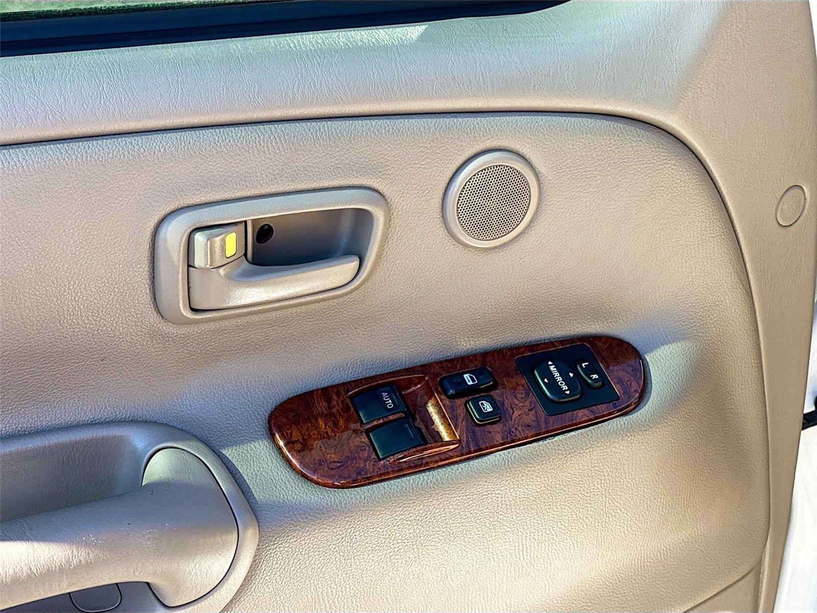 2002 Toyota Tundra Limited V8