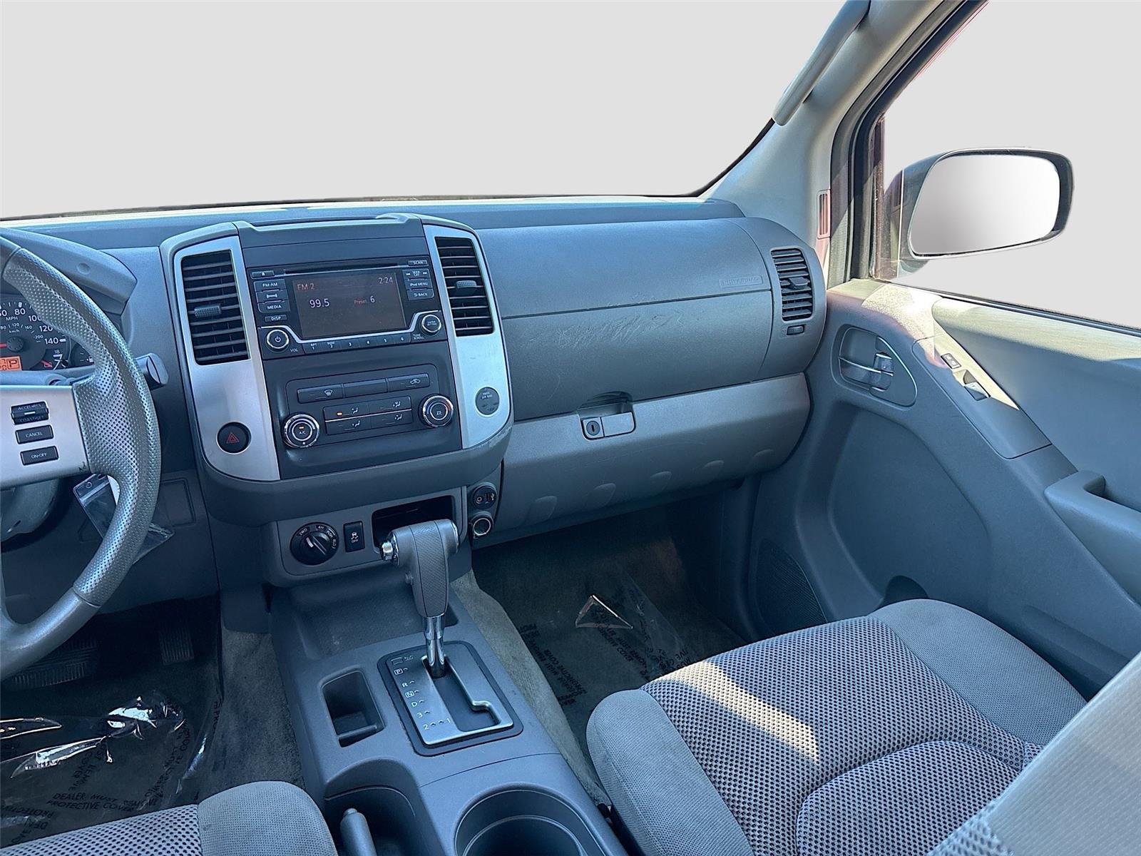 2017 Nissan Frontier SV V6