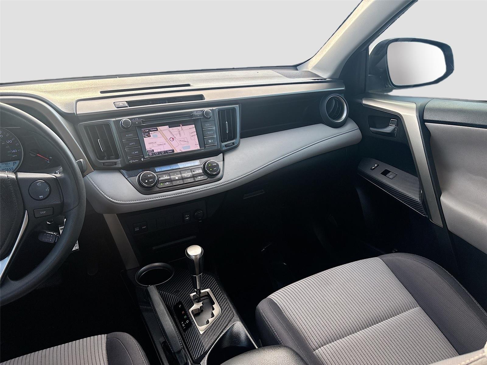 2014 TOYOTA RAV4 XLE