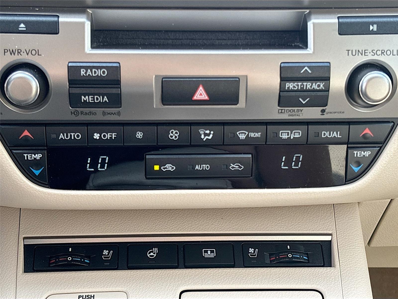 2013 Lexus ES 350 4dr Sdn