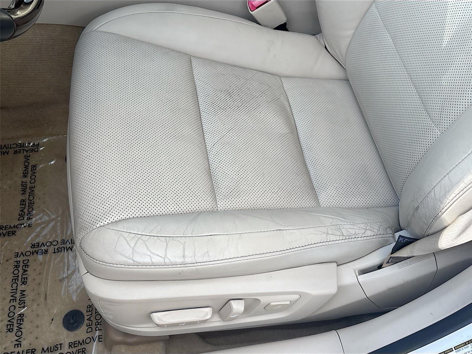 2013 Lexus ES 350 4dr Sdn