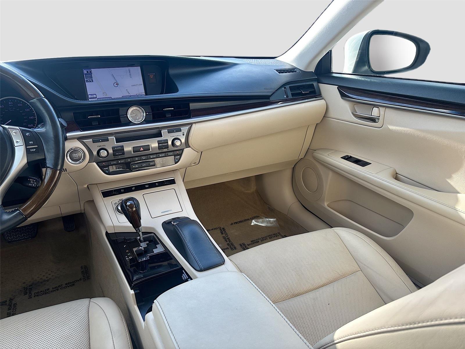 2013 Lexus ES 350 4dr Sdn