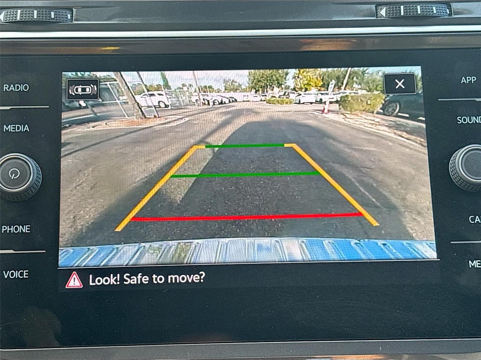 2024 VOLKSWAGEN TIGUAN SE/WOLFS