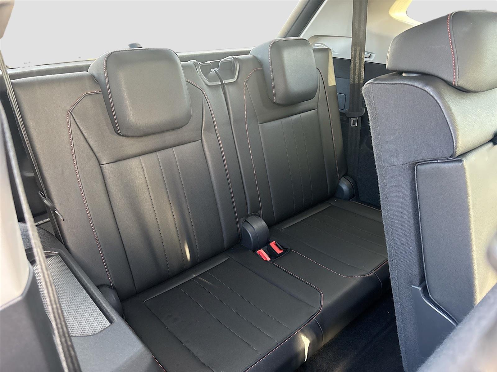 2024 VOLKSWAGEN TIGUAN SE/WOLFS