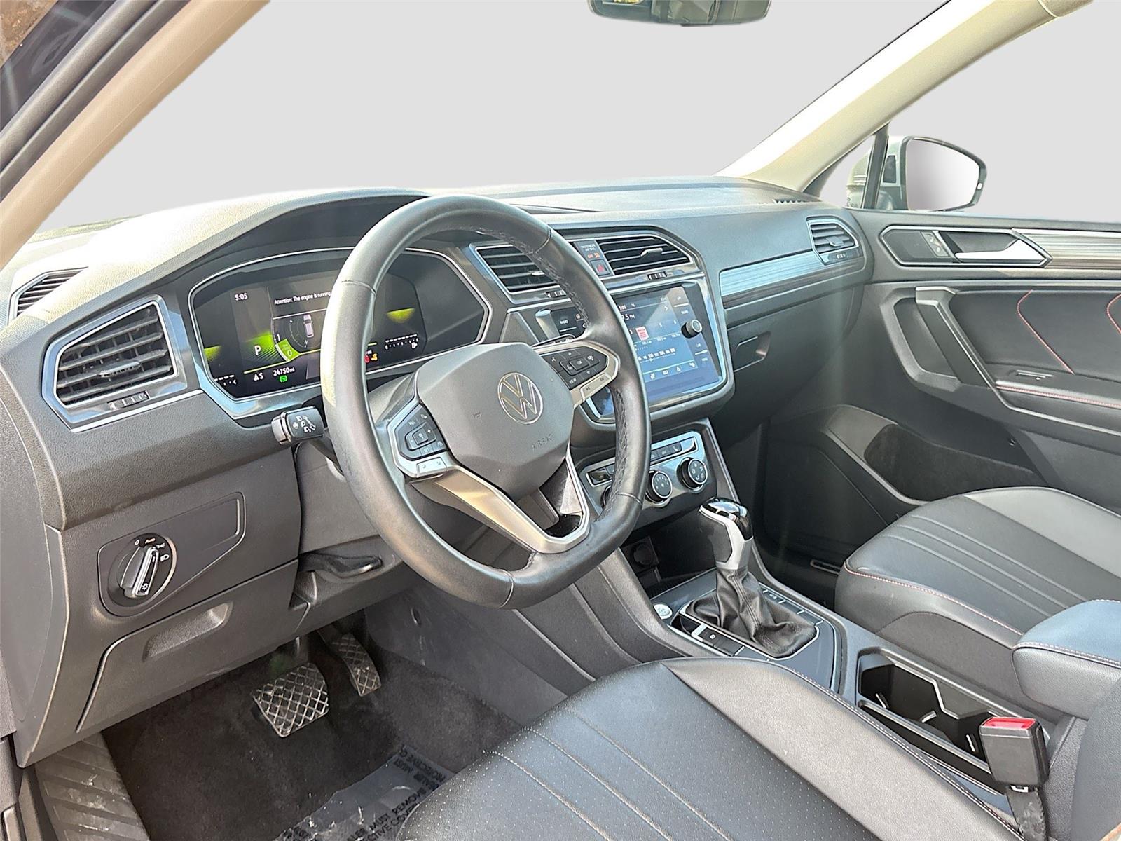 2024 VOLKSWAGEN TIGUAN SE/WOLFS