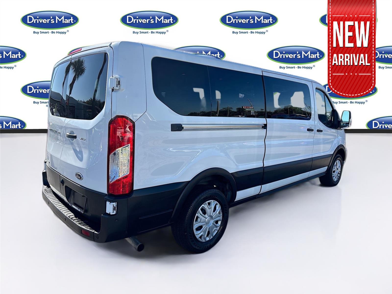 2023 Ford Transit photo 3